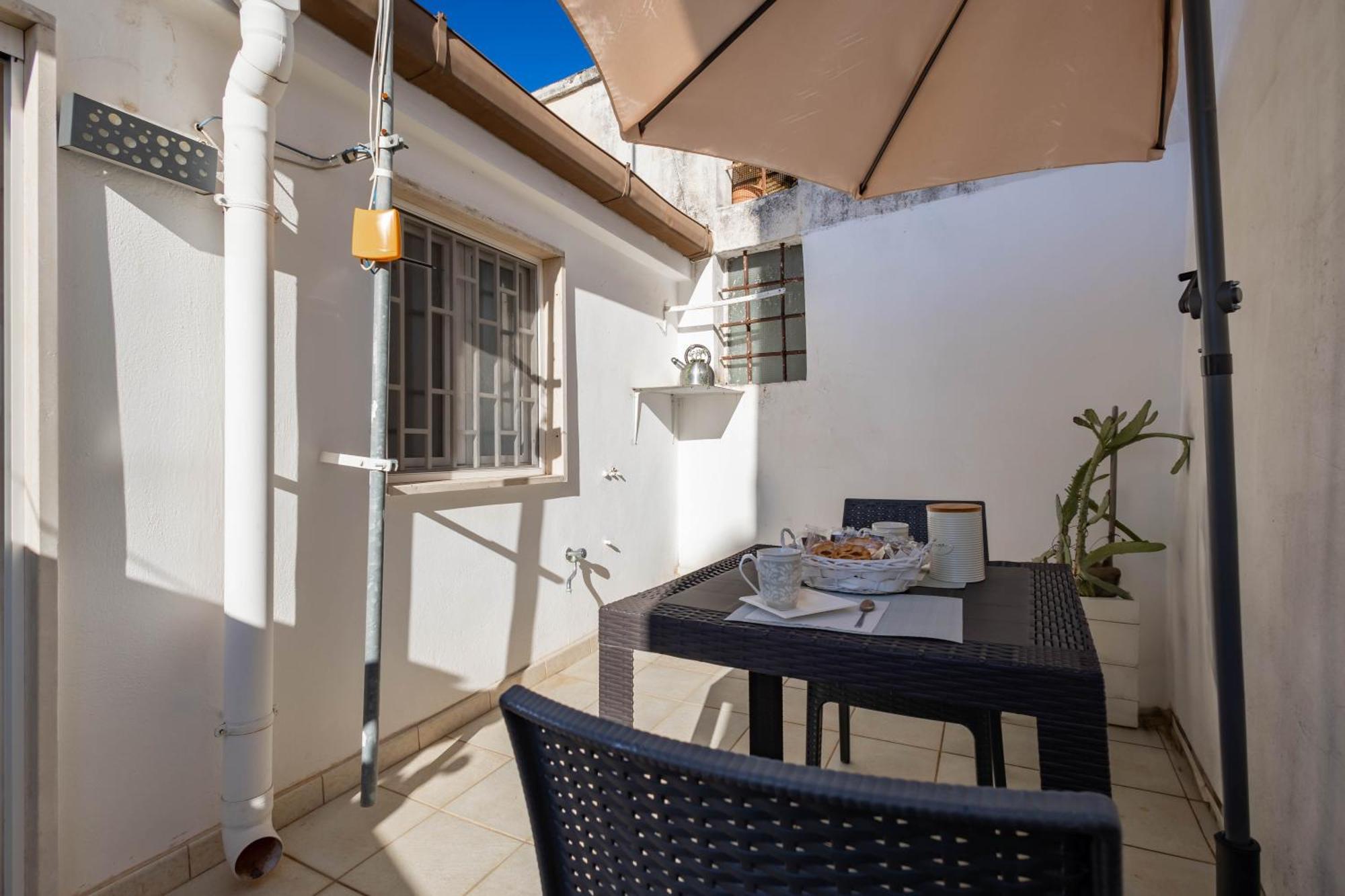 Antiche Mura Apartments"Cielo Di Puglia" -2 Matrimoniali, Cucina E Terrazzo Тури Экстерьер фото